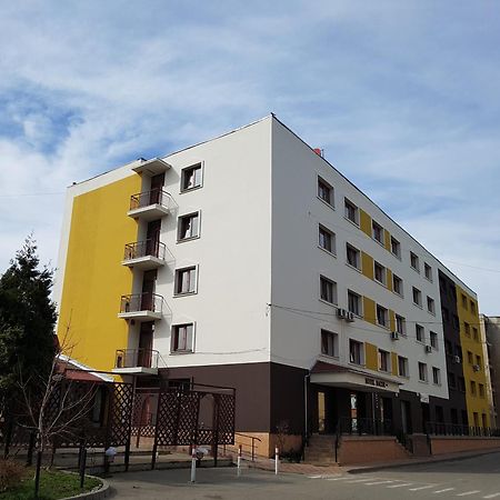 Hotel Dacor Orăştie 외부 사진