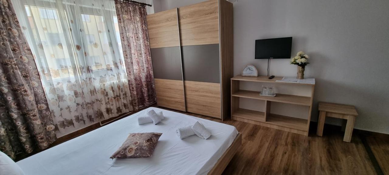 Hotel Dacor Orăştie 외부 사진
