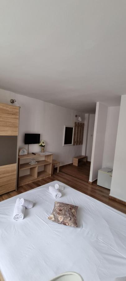 Hotel Dacor Orăştie 외부 사진