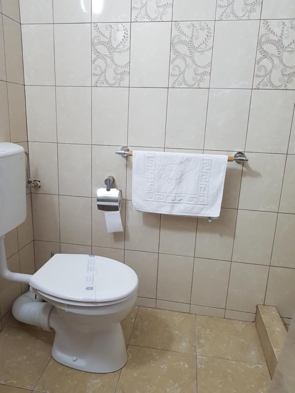 Hotel Dacor Orăştie 외부 사진