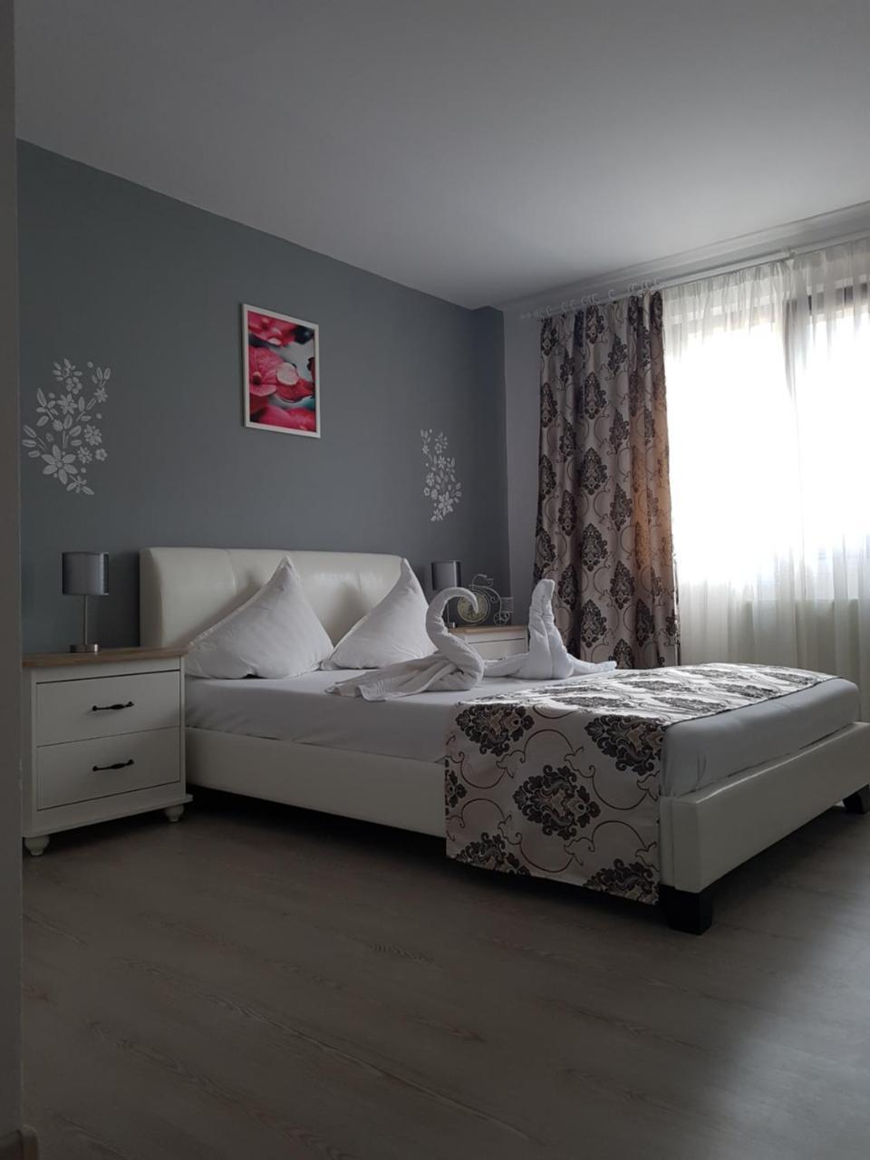 Hotel Dacor Orăştie 외부 사진